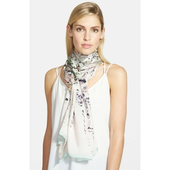 💕TED BAKER💕 100% Silk Crystal Droplets Scarf